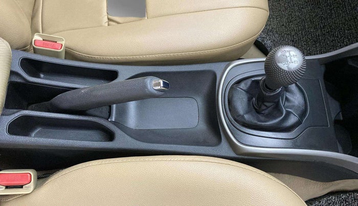 2016 Honda City 1.5L I-VTEC V MT, Petrol, Manual, 62,327 km, Gear Lever