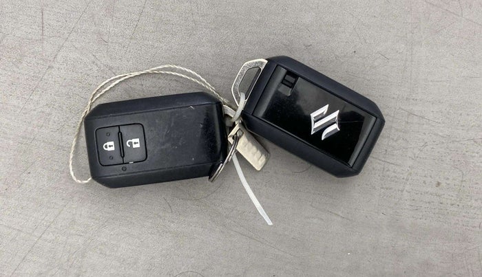 2022 Maruti Baleno ALPHA 1.2 AGS, Petrol, Automatic, 24,573 km, Lock system - Keyless sensor not working