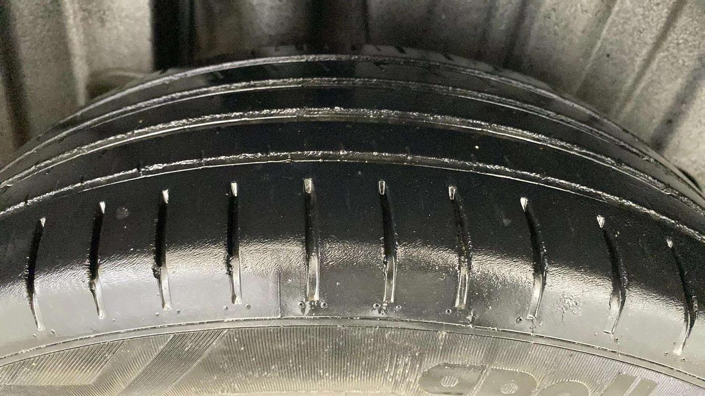 2022 Maruti Baleno ALPHA 1.2 AGS, Petrol, Automatic, 24,573 km, Right Rear Tyre Tread