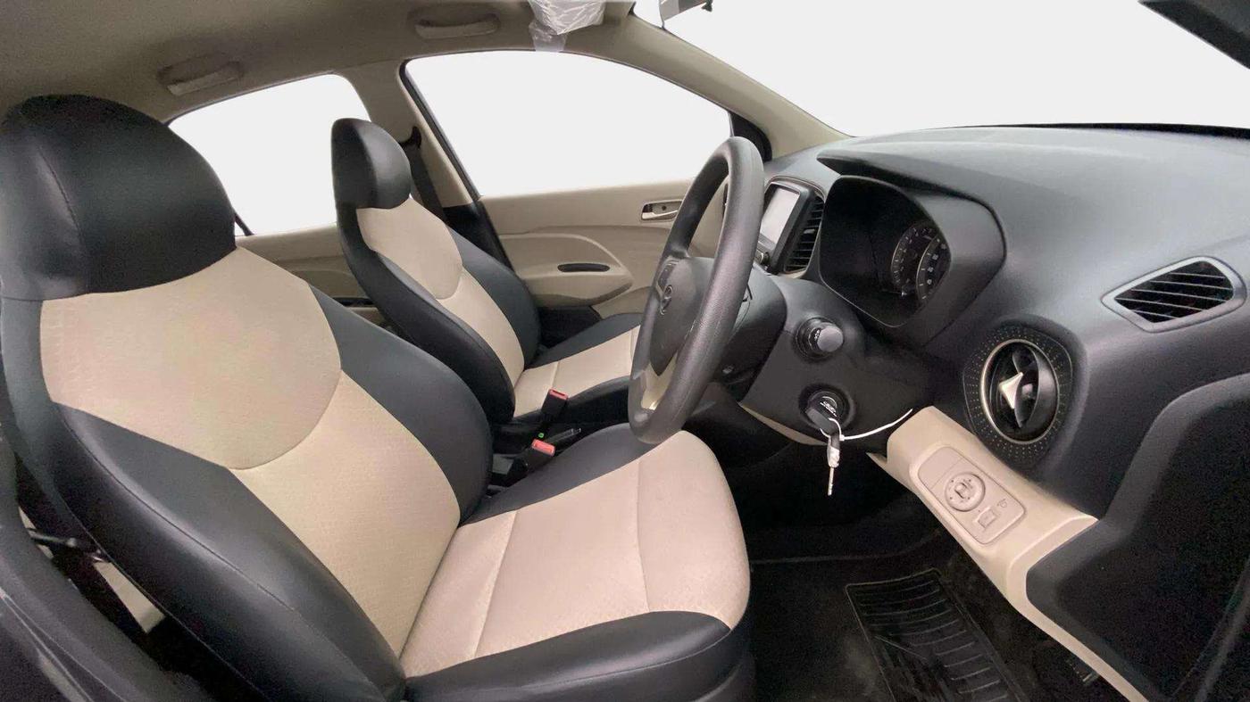 2021 Hyundai NEW SANTRO SPORTZ AMT, Petrol, Automatic, 27,849 km, Right Side Front Door Cabin