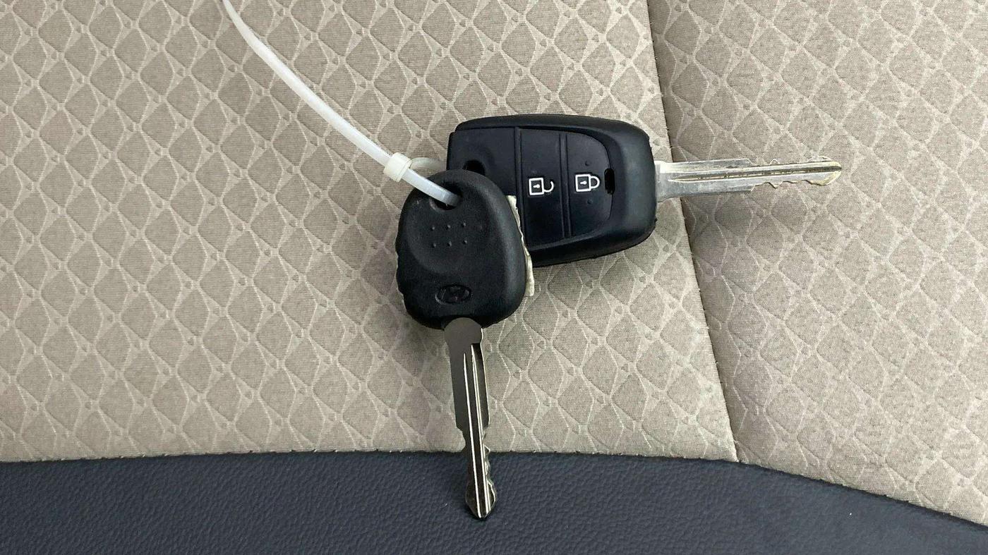 2021 Hyundai NEW SANTRO SPORTZ AMT, Petrol, Automatic, 27,849 km, Key Close Up