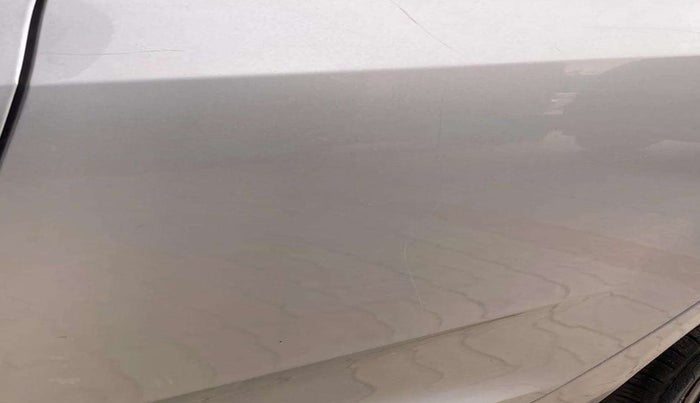 2020 Tata ALTROZ XT PETROL, Petrol, Manual, 39,479 km, Rear left door - Minor scratches