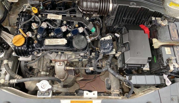 2020 Tata ALTROZ XT PETROL, Petrol, Manual, 39,479 km, Open Bonet