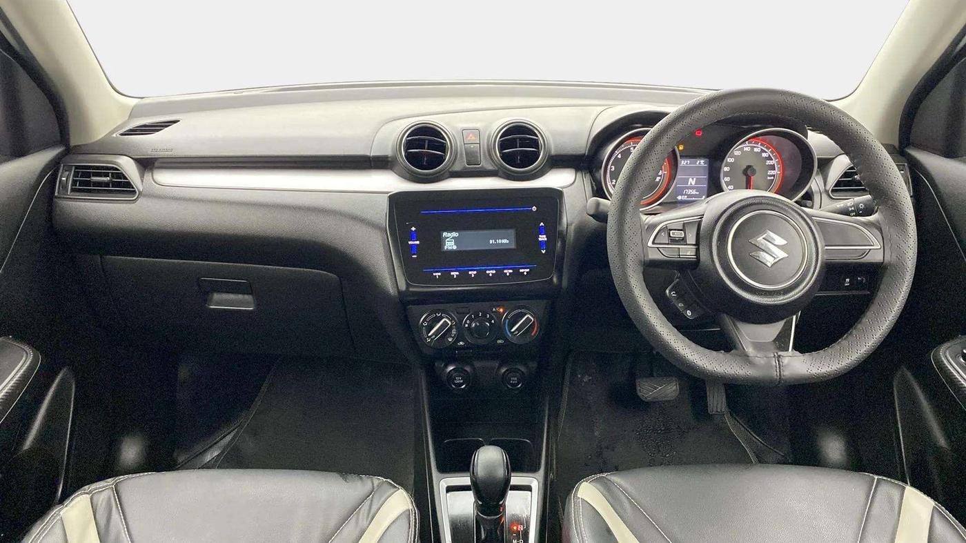 2023 Maruti Swift VXI AMT, Petrol, Automatic, 17,428 km, Dashboard