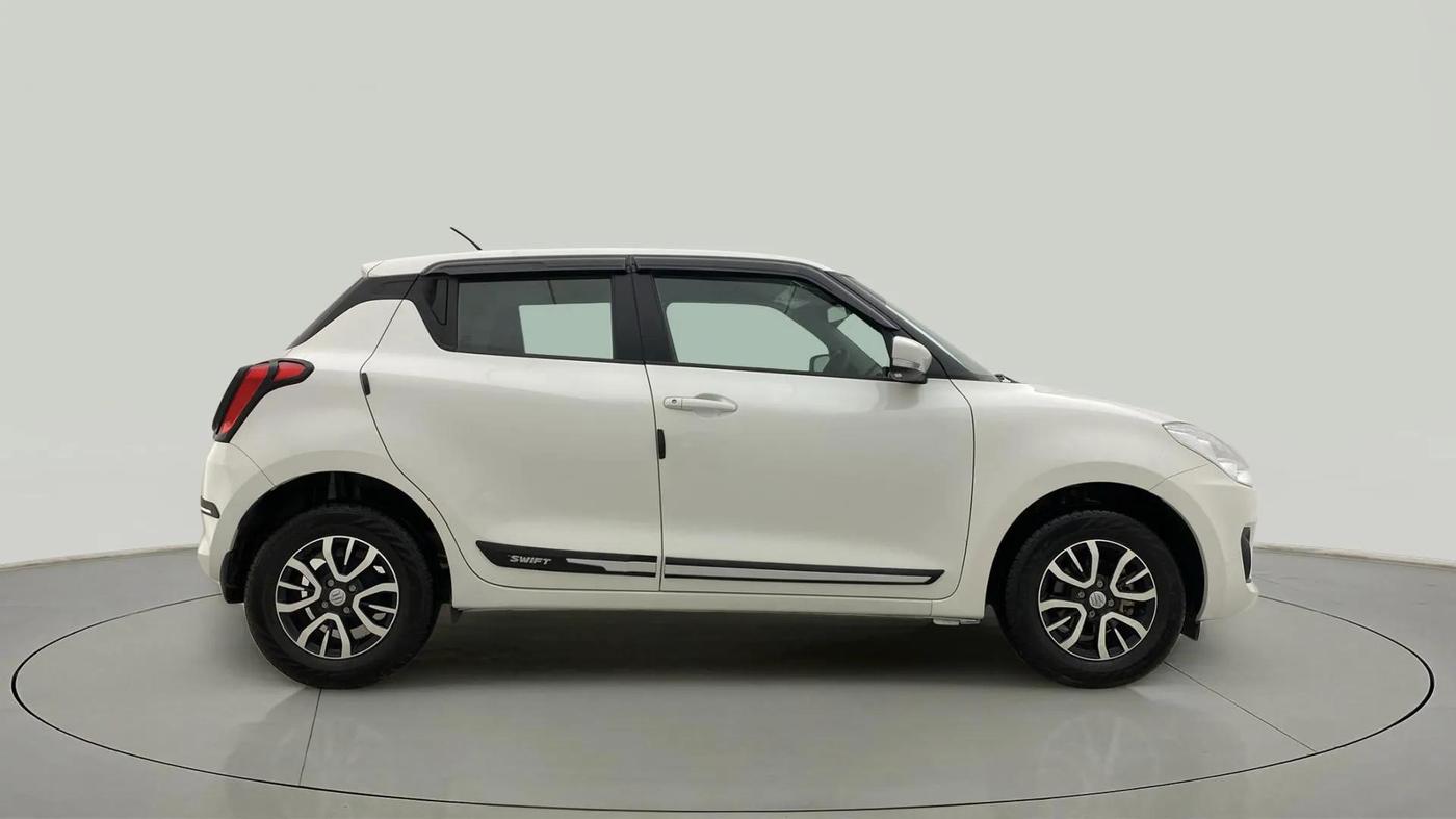 2023 Maruti Swift VXI AMT, Petrol, Automatic, 17,428 km, Right Side View