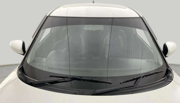 2023 Maruti Swift VXI AMT, Petrol, Automatic, 17,353 km, Front Windshield