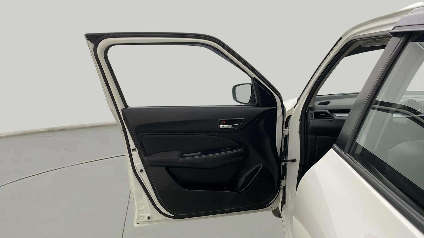 2023 Maruti Swift VXI AMT, Petrol, Automatic, 17,428 km, LHS Front Door