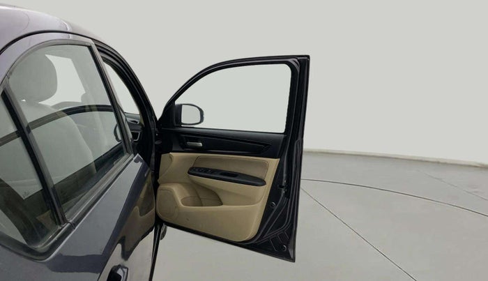 2020 Honda Amaze 1.2L I-VTEC V CVT, CNG, Automatic, 78,757 km, RHS Front Door