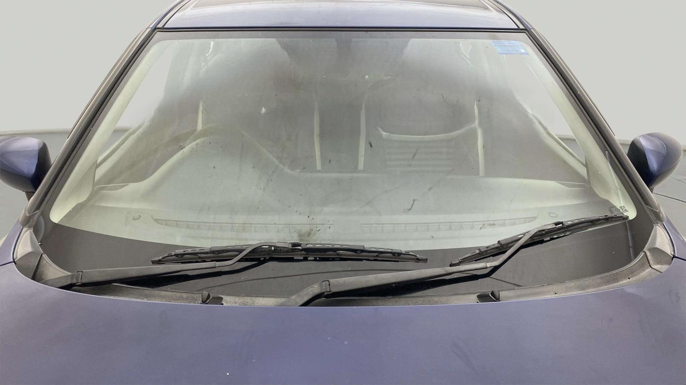 2020 Maruti Baleno ZETA PETROL 1.2, Petrol, Manual, 70,611 km, Front Windshield