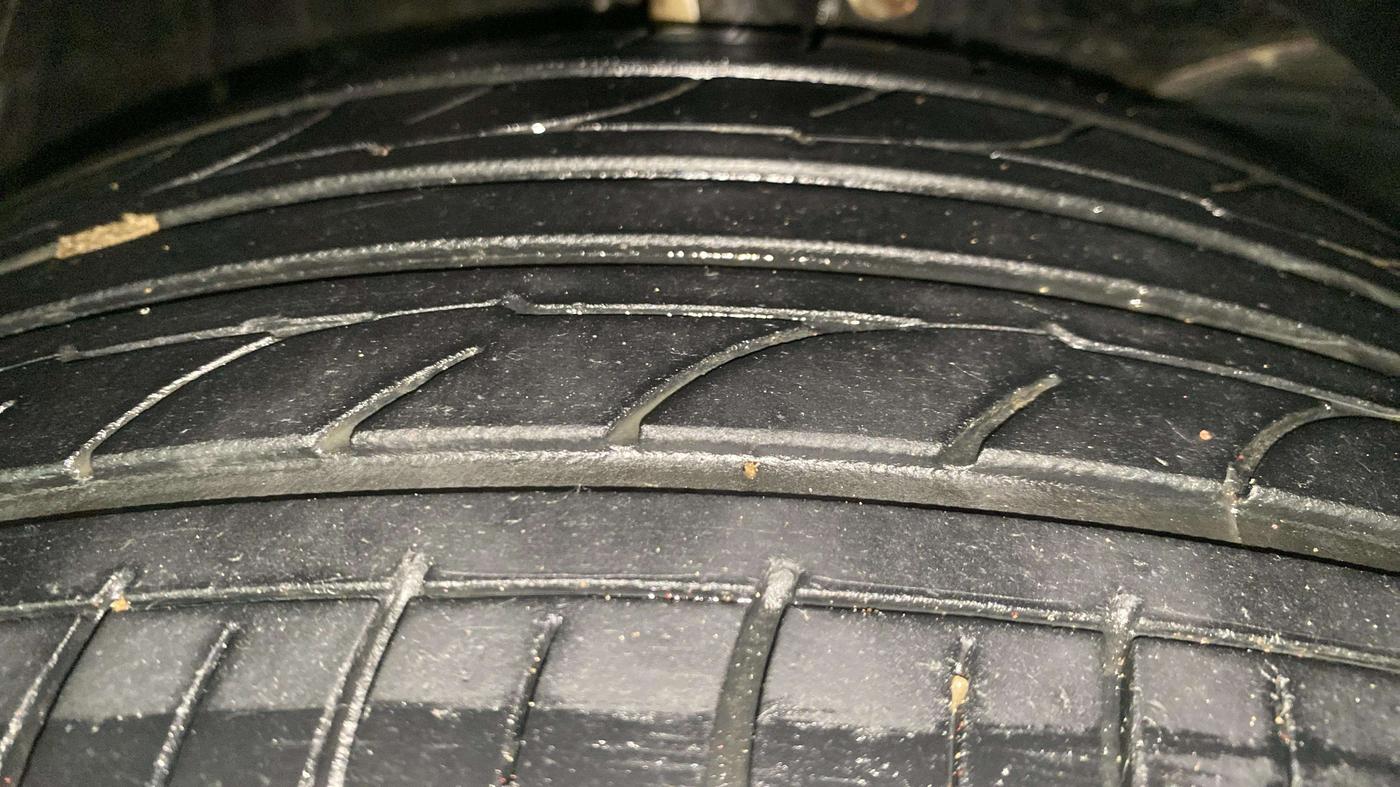2020 Maruti Baleno ZETA PETROL 1.2, Petrol, Manual, 70,611 km, Right Front Tyre Tread