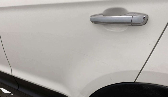 2016 Hyundai Creta SX PLUS 1.6 PETROL, Petrol, Manual, 74,693 km, Rear left door - Minor scratches