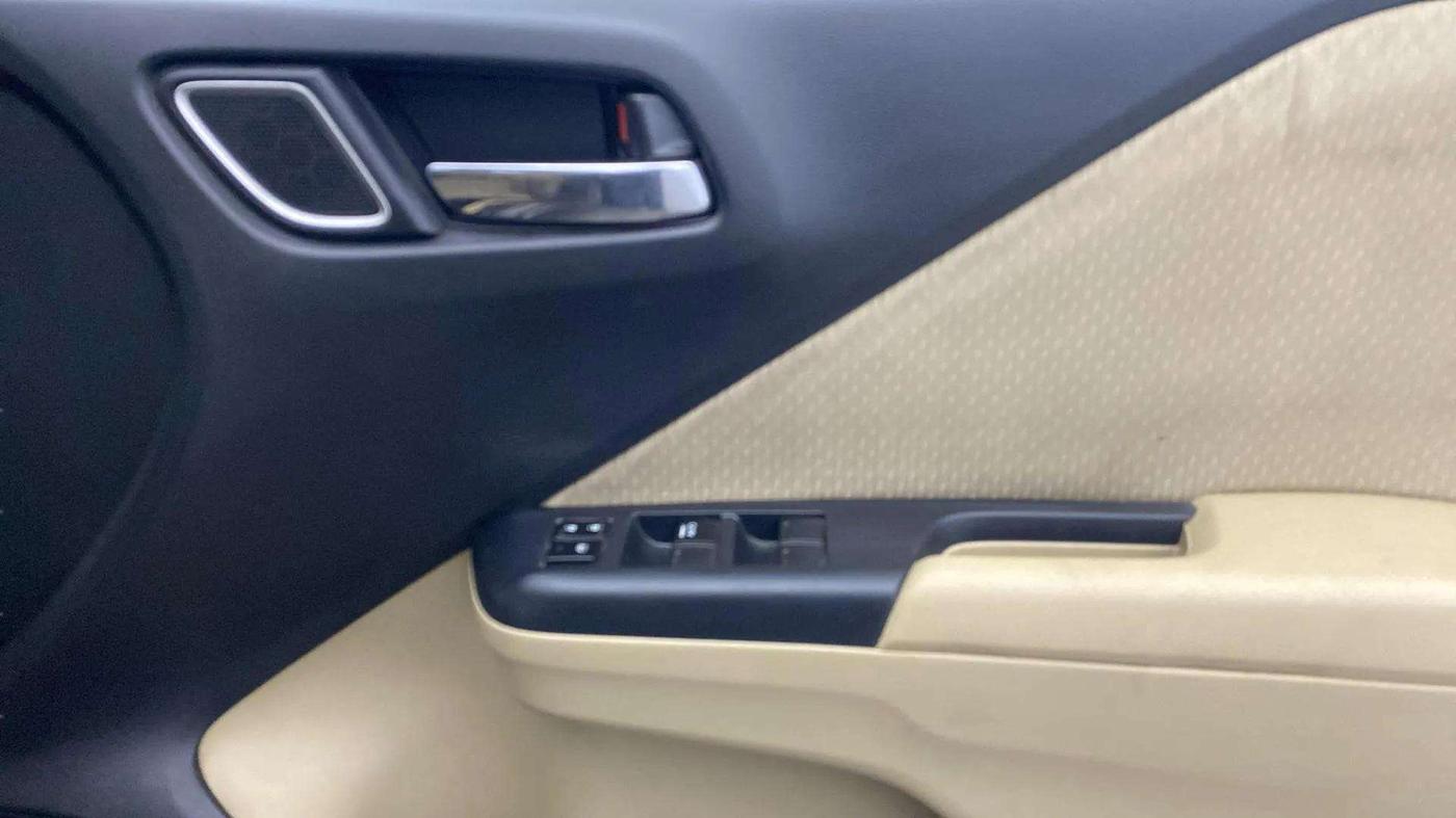 2018 Honda City 1.5L I-VTEC V MT, Petrol, Manual, 51,767 km, Driver Side Door Panels Control
