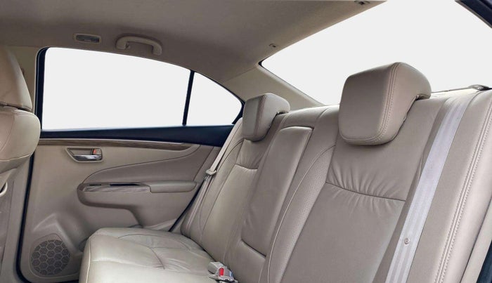 2020 Maruti Ciaz ALPHA 1.5 SHVS PETROL, Petrol, Manual, 22,078 km, Right Side Rear Door Cabin