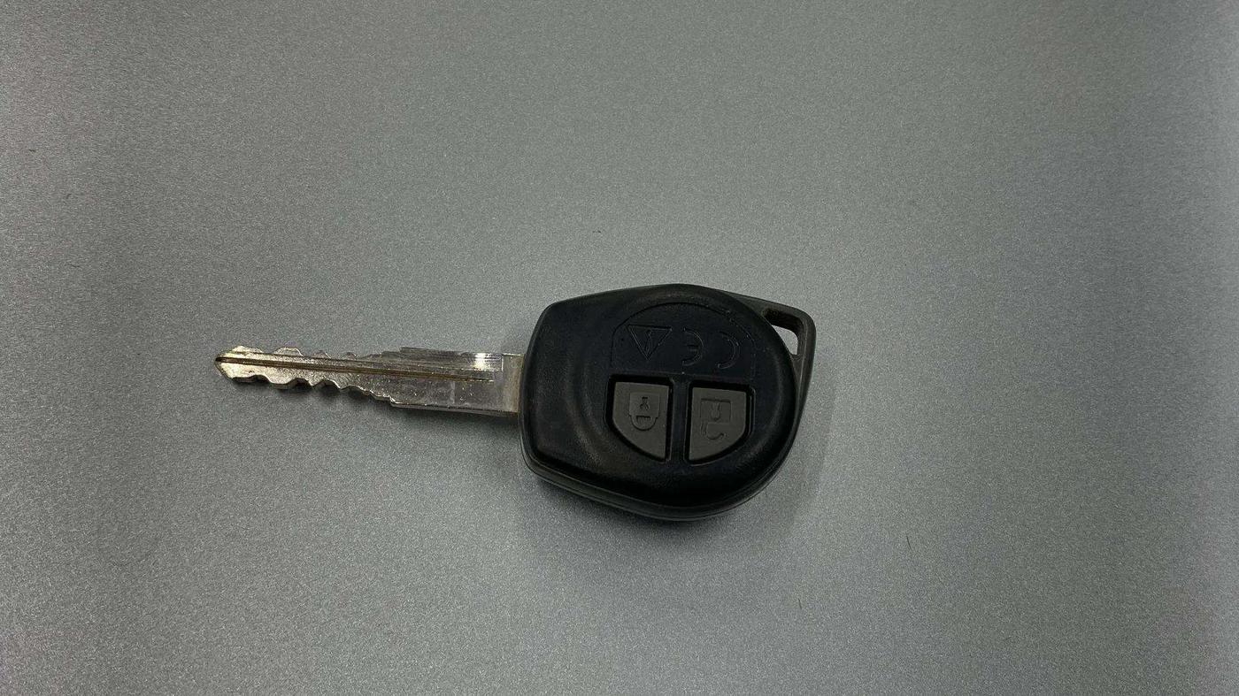 2023 Maruti Baleno SIGMA PETROL 1.2, Petrol, Manual, 42,605 km, Key Close Up