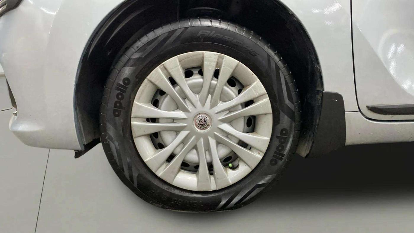 2023 Maruti Baleno SIGMA PETROL 1.2, Petrol, Manual, 42,605 km, Left Front Wheel