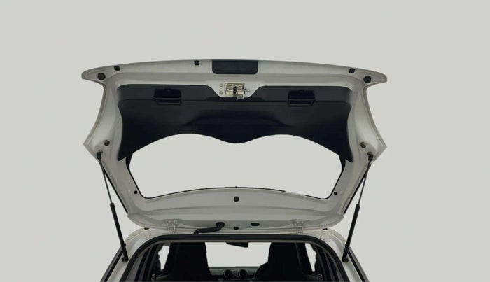 2023 Maruti Swift LXI, Petrol, Manual, 23,093 km, Boot Door Open