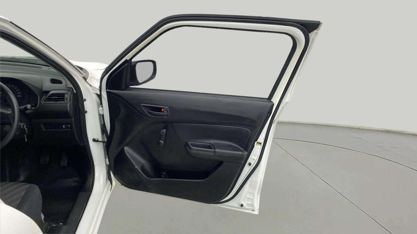 2023 Maruti Swift LXI, Petrol, Manual, 23,183 km, RHS Front Door