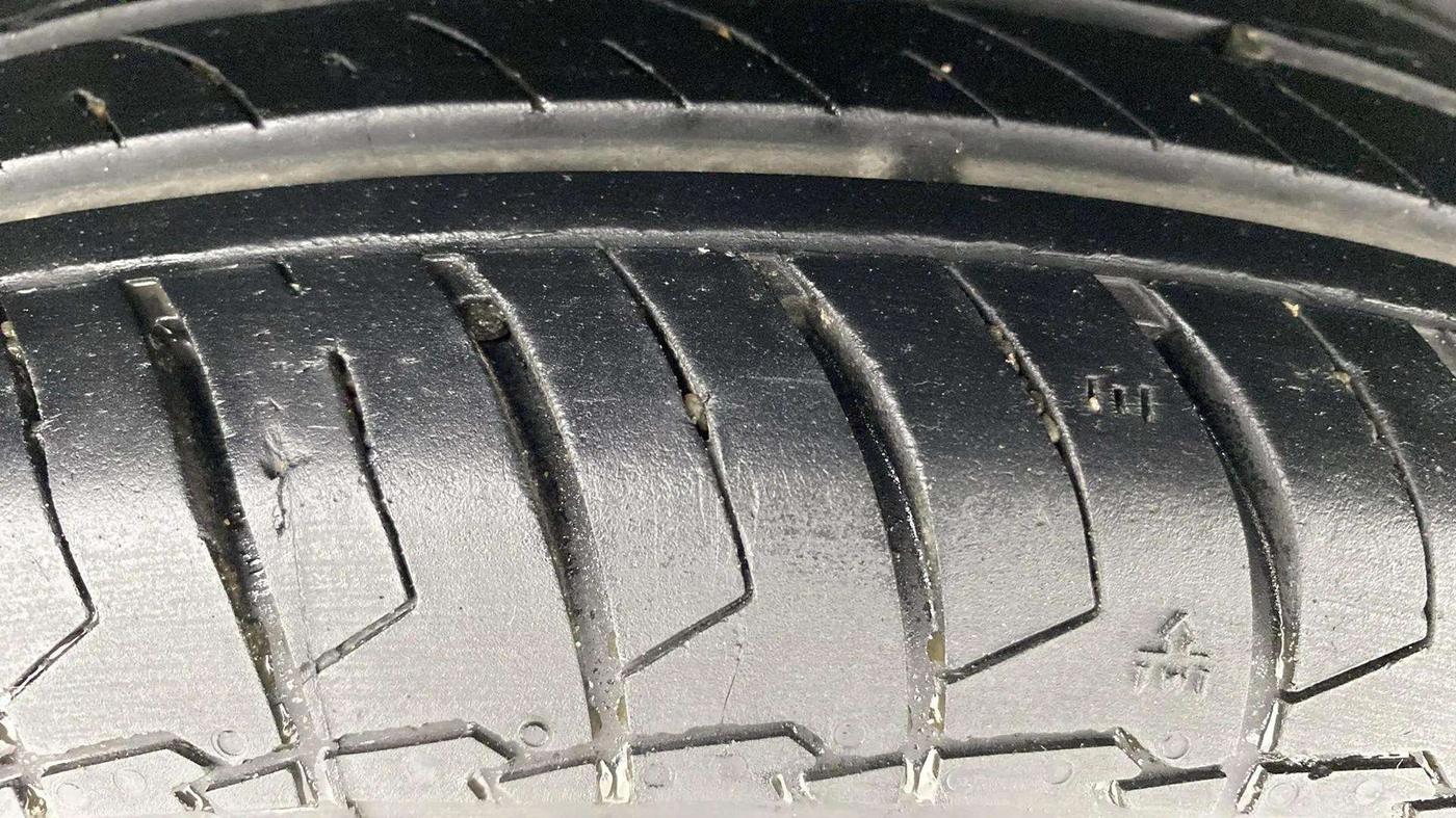 2023 Maruti Swift LXI, Petrol, Manual, 23,183 km, Right Rear Tyre Tread