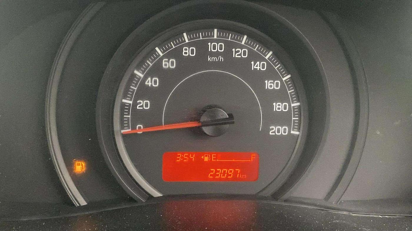 2023 Maruti Swift LXI, Petrol, Manual, 23,183 km, Odometer Image