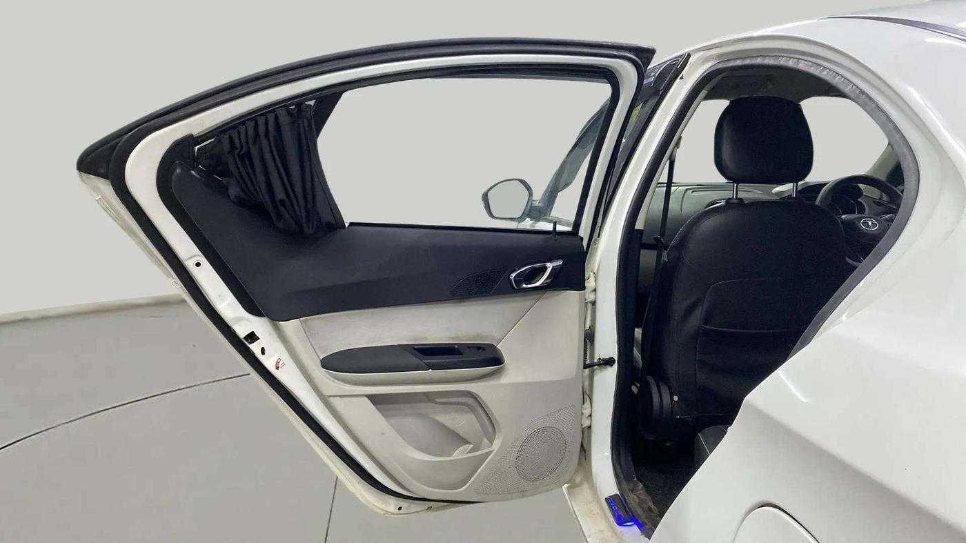 2022 Tata TIGOR XZ PLUS CNG, CNG, Manual, 72,310 km, LHS Rear Door
