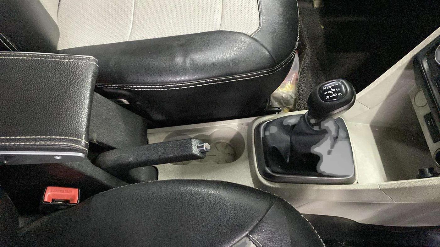 2022 Tata TIGOR XZ PLUS CNG, CNG, Manual, 72,310 km, Gear Lever