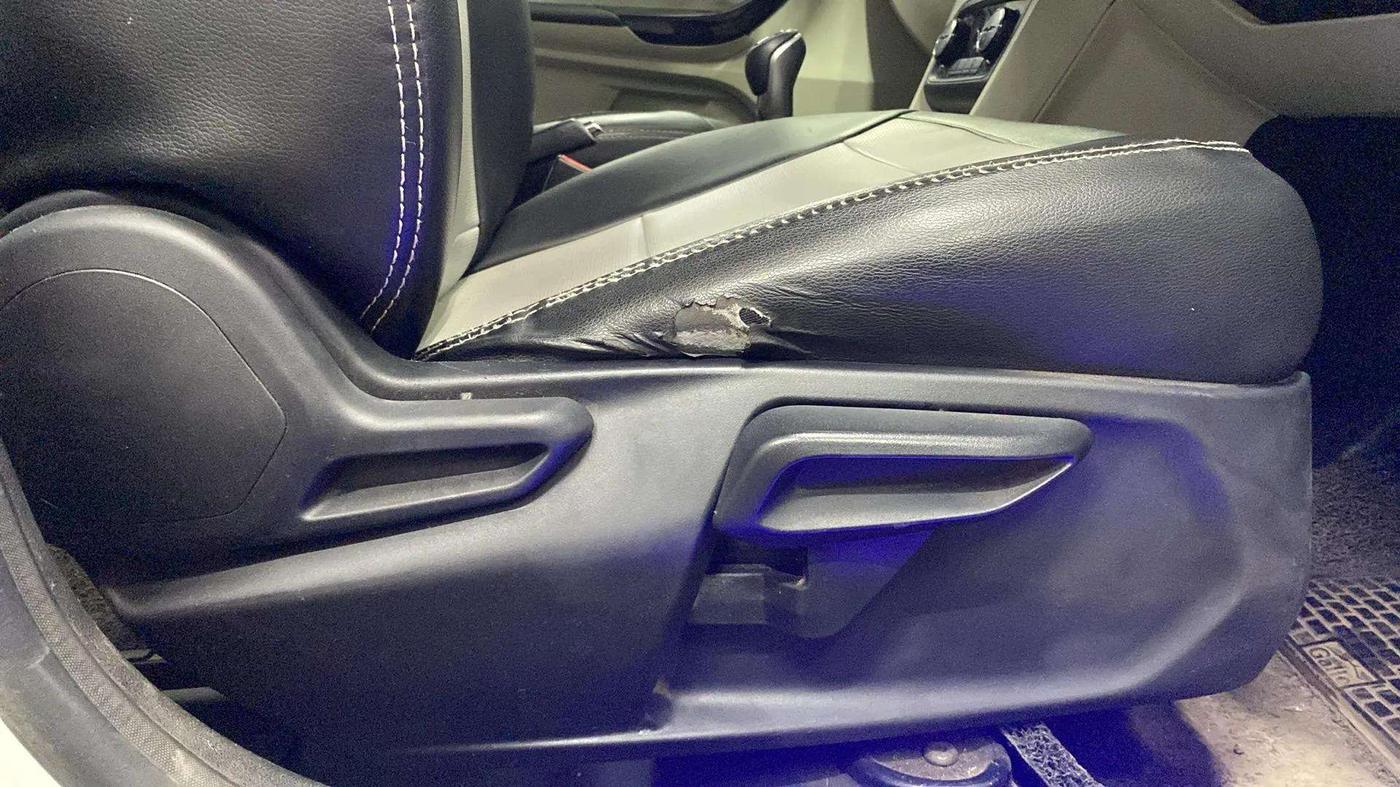 2022 Tata TIGOR XZ PLUS CNG, CNG, Manual, 72,310 km, Driver Side Adjustment Panel