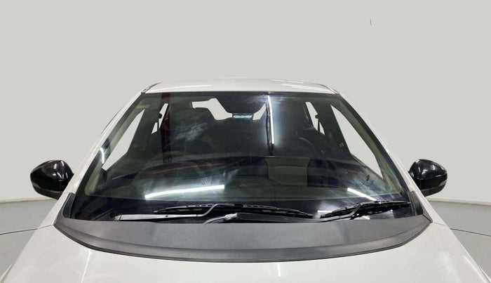 2022 Tata TIGOR XZ PLUS CNG, CNG, Manual, 72,189 km, Front Windshield