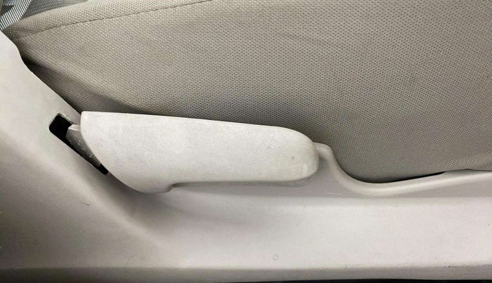 2018 Maruti Celerio VXI CNG, CNG, Manual, 54,400 km, Driver Side Adjustment Panel