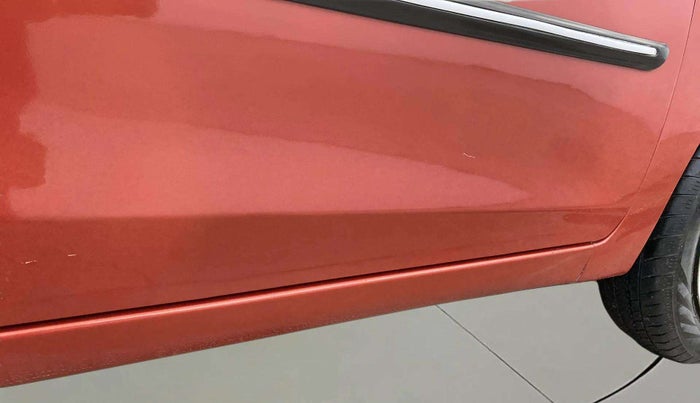 2018 Maruti Celerio VXI CNG, CNG, Manual, 54,400 km, Right running board - Minor scratches