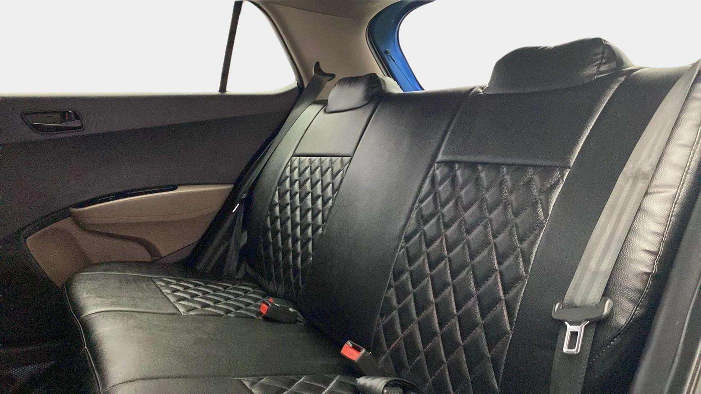 2019 Hyundai Grand i10 MAGNA 1.2 KAPPA VTVT, Petrol, Manual, 80,826 km, Right Side Rear Door Cabin