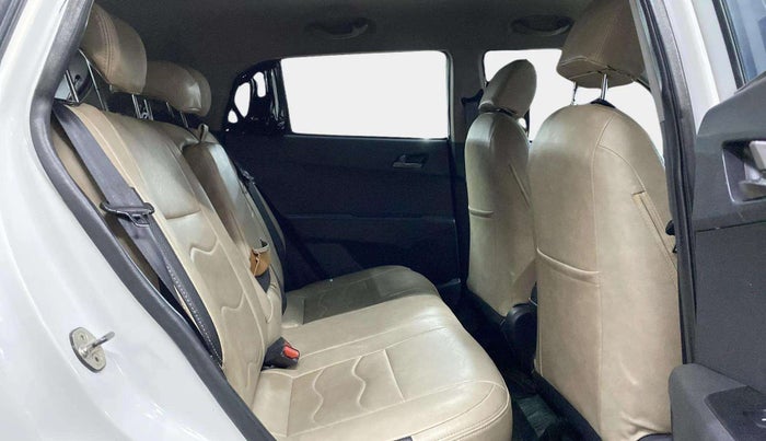 2017 Hyundai Creta SX PLUS AT 1.6 PETROL, Petrol, Automatic, 95,188 km, Right Side Rear Door Cabin