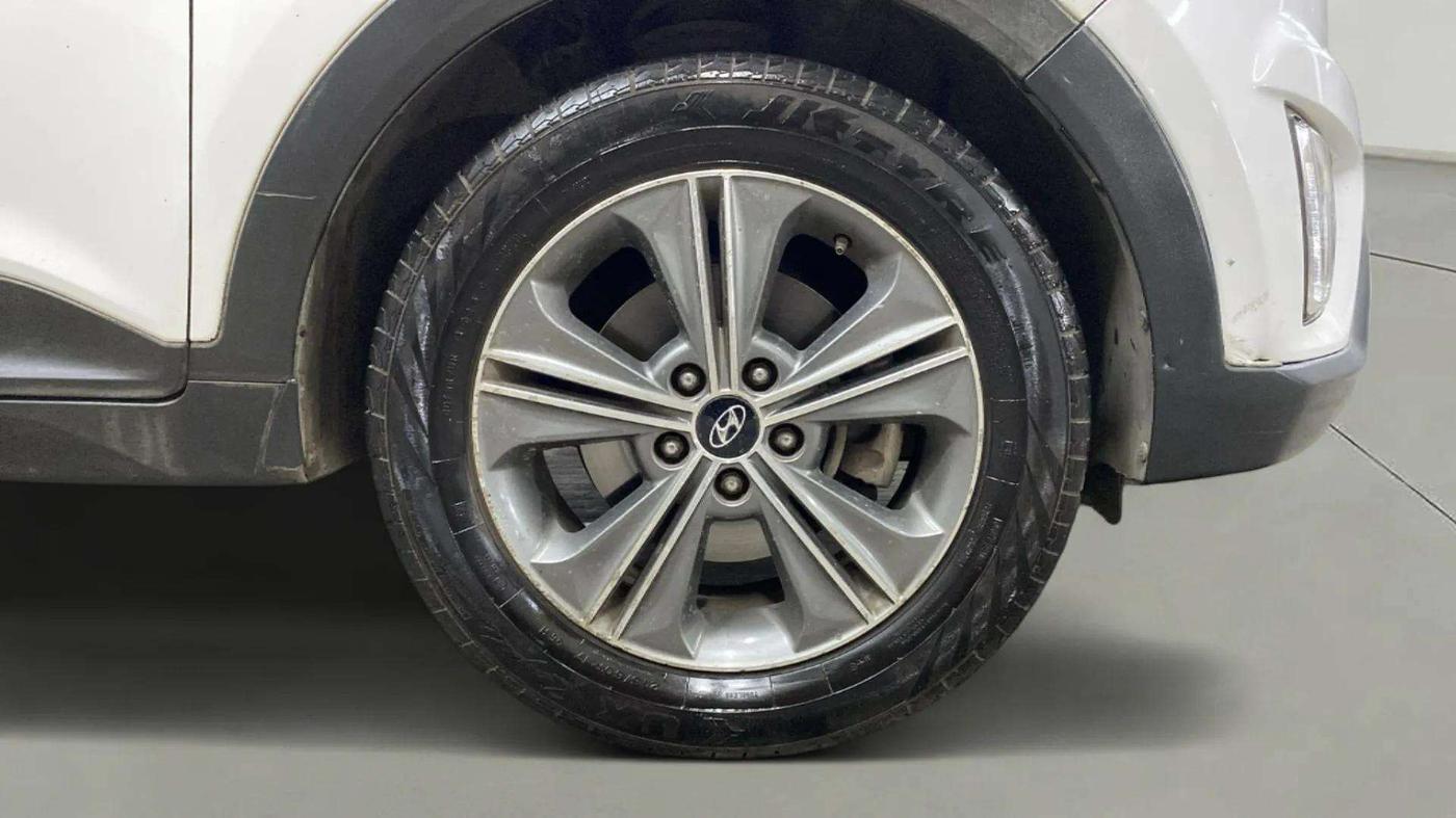 2017 Hyundai Creta SX PLUS AT 1.6 PETROL, Petrol, Automatic, 95,188 km, Right Front Wheel