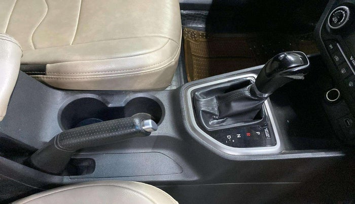 2017 Hyundai Creta SX PLUS AT 1.6 PETROL, Petrol, Automatic, 95,188 km, Gear Lever