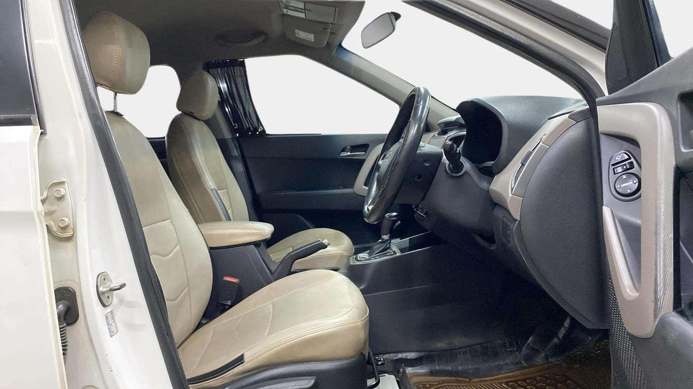 2017 Hyundai Creta SX PLUS AT 1.6 PETROL, Petrol, Automatic, 95,188 km, Right Side Front Door Cabin