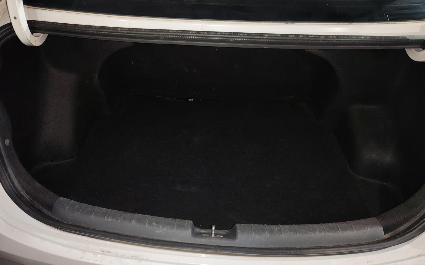 2021 Hyundai AURA SX 1.2, Petrol, Manual, 38,102 km, Boot Inside