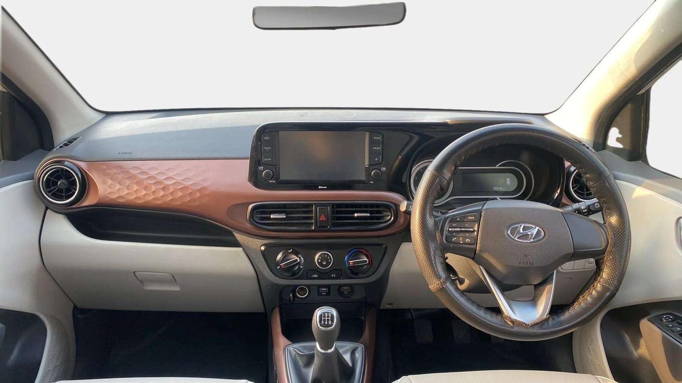 2021 Hyundai AURA SX 1.2, Petrol, Manual, 38,102 km, Dashboard