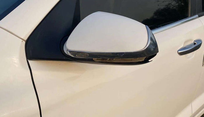 2021 Hyundai AURA SX 1.2, Petrol, Manual, 38,028 km, Left rear-view mirror - Folding motor not working