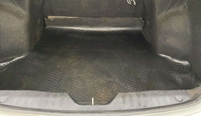 2018 Maruti Ciaz DELTA 1.4 MT PETROL, Petrol, Manual, 60,016 km, Boot Inside