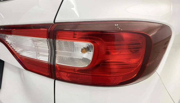 2022 Renault TRIBER RXZ, Petrol, Manual, 34,306 km, Right tail light - Minor scratches