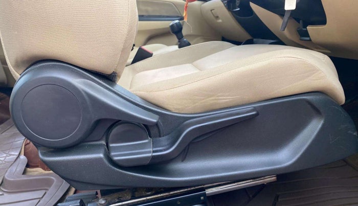2018 Honda Amaze 1.2L I-VTEC S, Petrol, Manual, 50,933 km, Driver Side Adjustment Panel