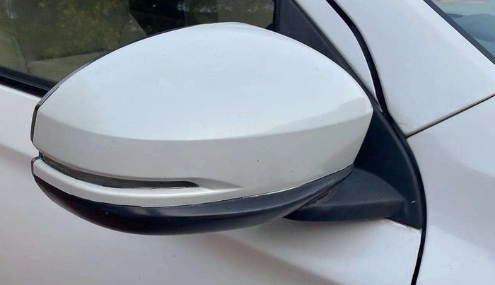 2018 Honda Amaze 1.2L I-VTEC S, Petrol, Manual, 50,933 km, Right rear-view mirror - Mirror motor not working