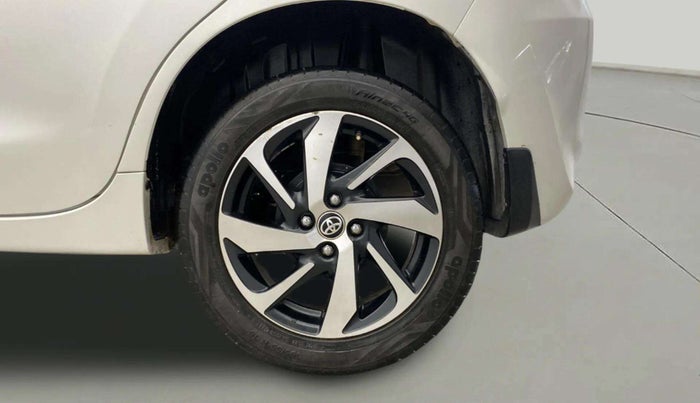 2022 Toyota Glanza G, Petrol, Manual, 38,215 km, Left Rear Wheel