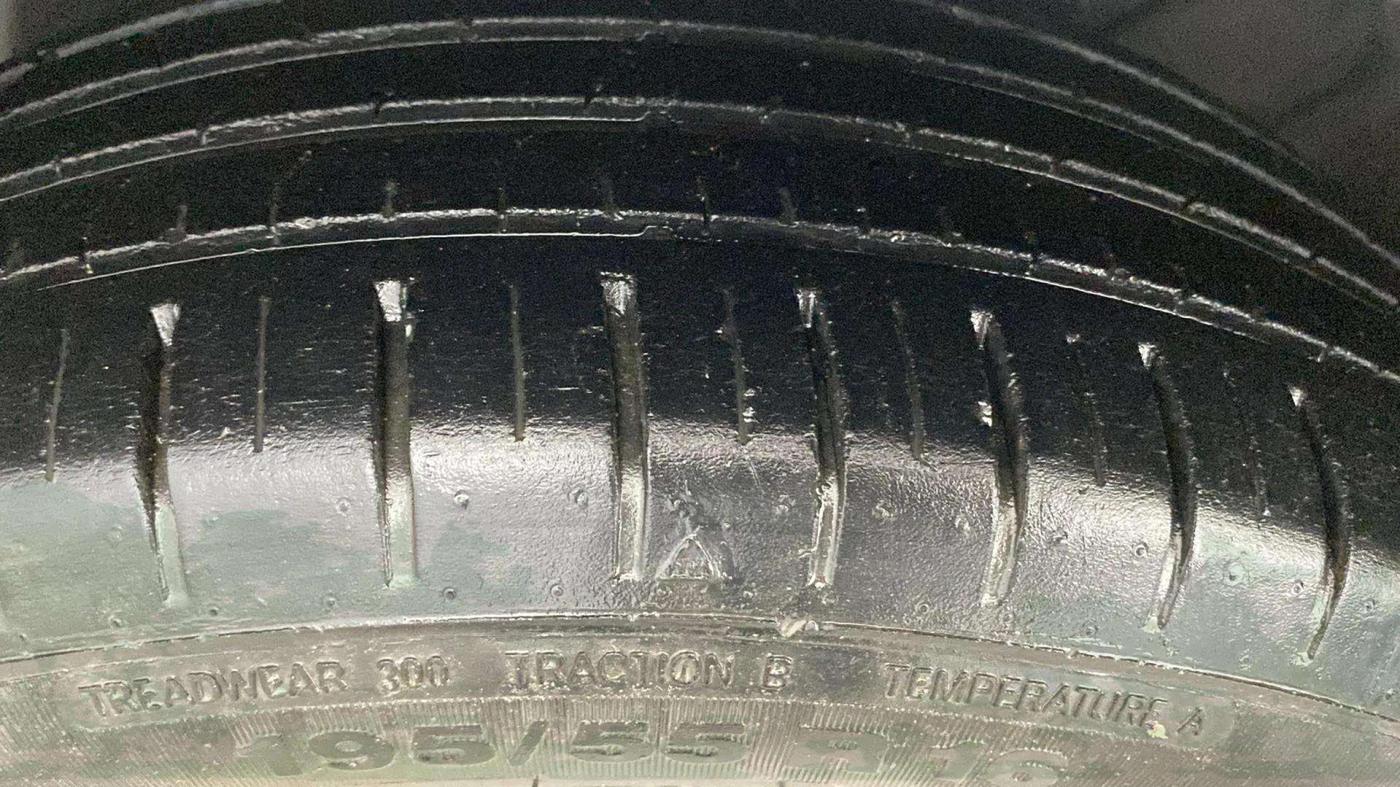 2022 Toyota Glanza G, Petrol, Manual, 38,215 km, Left Rear Tyre Tread