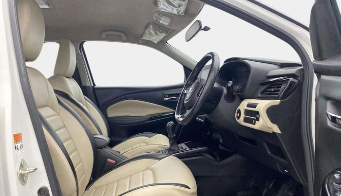 2022 Toyota Glanza G, Petrol, Manual, 38,215 km, Right Side Front Door Cabin