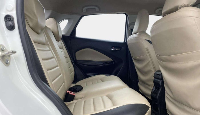 2022 Toyota Glanza G, Petrol, Manual, 38,215 km, Right Side Rear Door Cabin