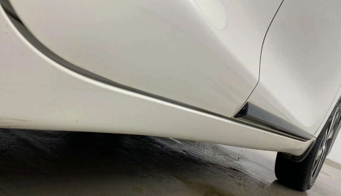 2022 Toyota Glanza G, Petrol, Manual, 38,215 km, Right running board - Paint is slightly faded