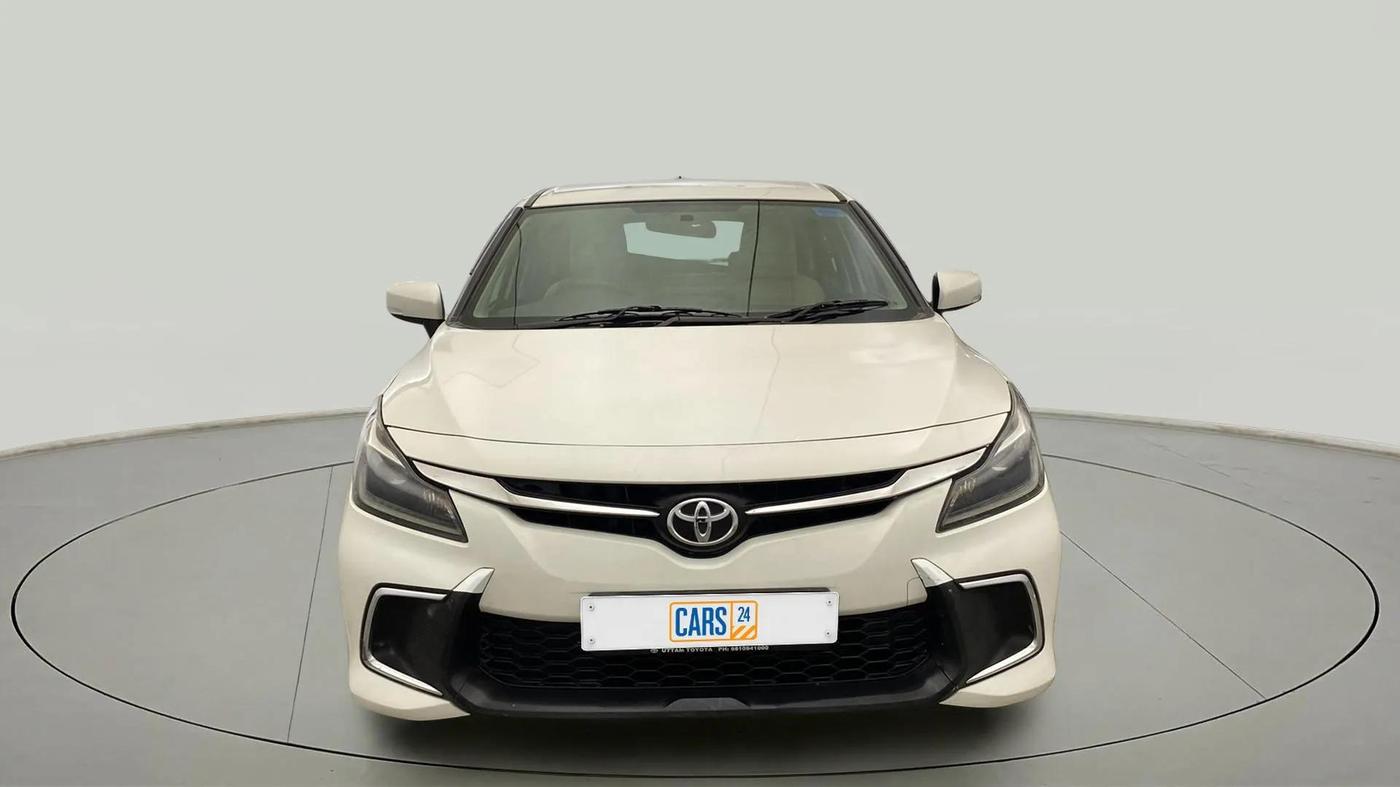 2022 Toyota Glanza G, Petrol, Manual, 38,215 km, Front