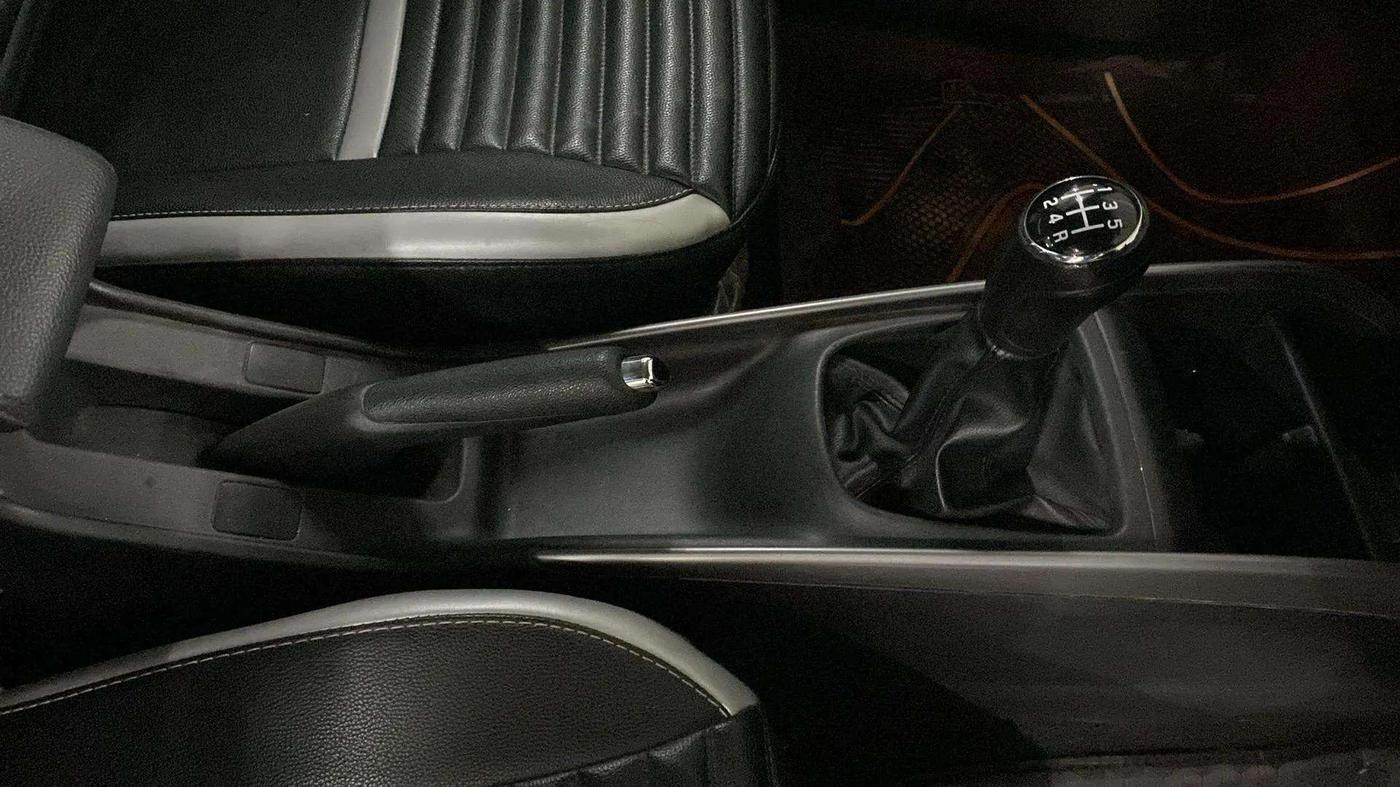 2021 Maruti Baleno ZETA PETROL 1.2, Petrol, Manual, 21,226 km, Gear Lever