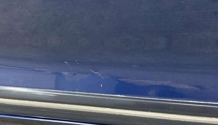 2021 Maruti Baleno ZETA PETROL 1.2, Petrol, Manual, 21,196 km, Driver-side door - Slightly dented