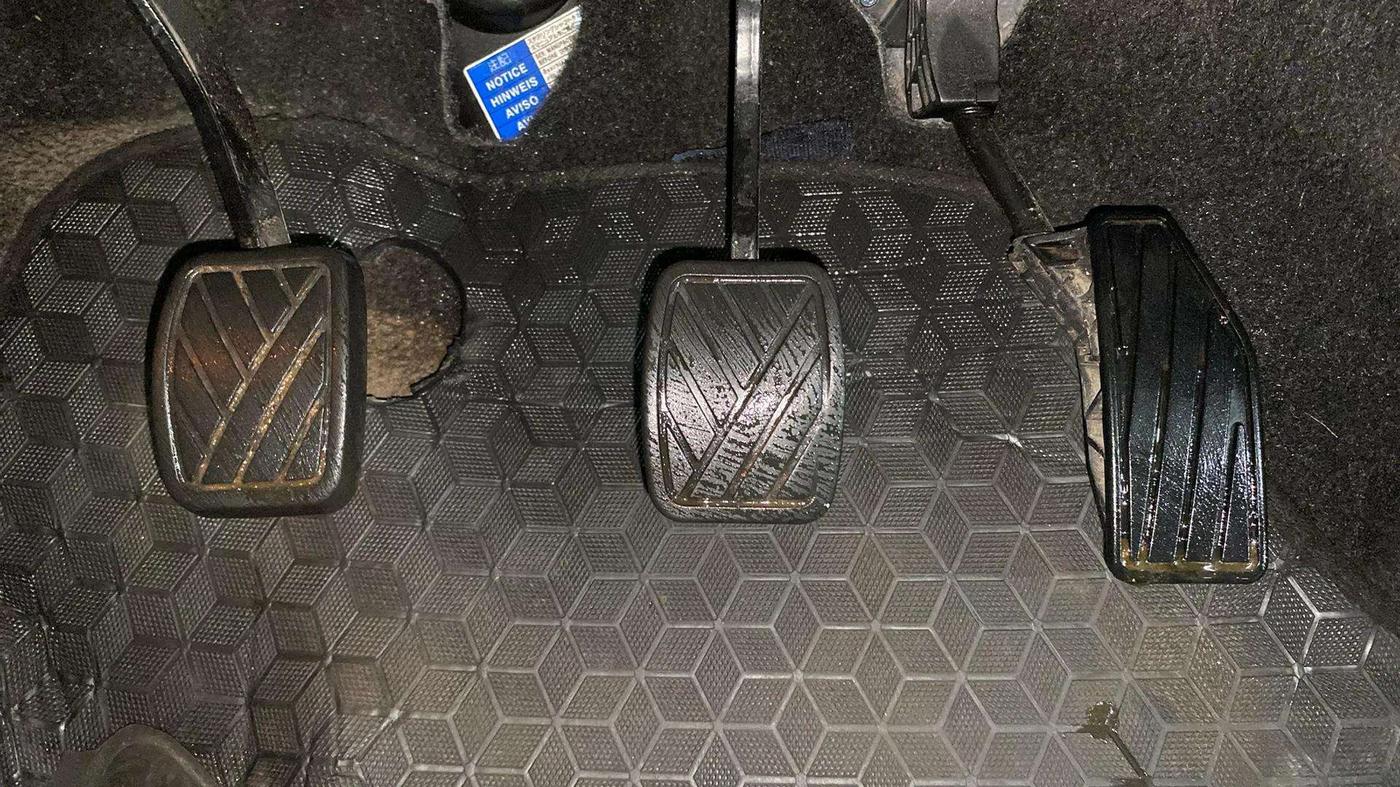 2021 Maruti Baleno ZETA PETROL 1.2, Petrol, Manual, 21,226 km, Pedals